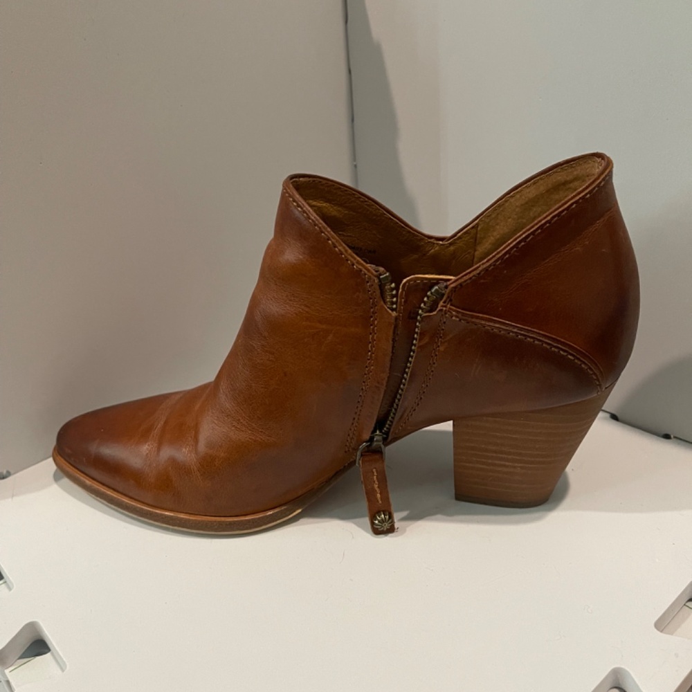 Frye Reed Ankle Boot size 9.5 - Picture 3 of 15